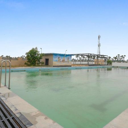 Hotel O Sea Coast Sunny Resort Guntur Bagian luar foto
