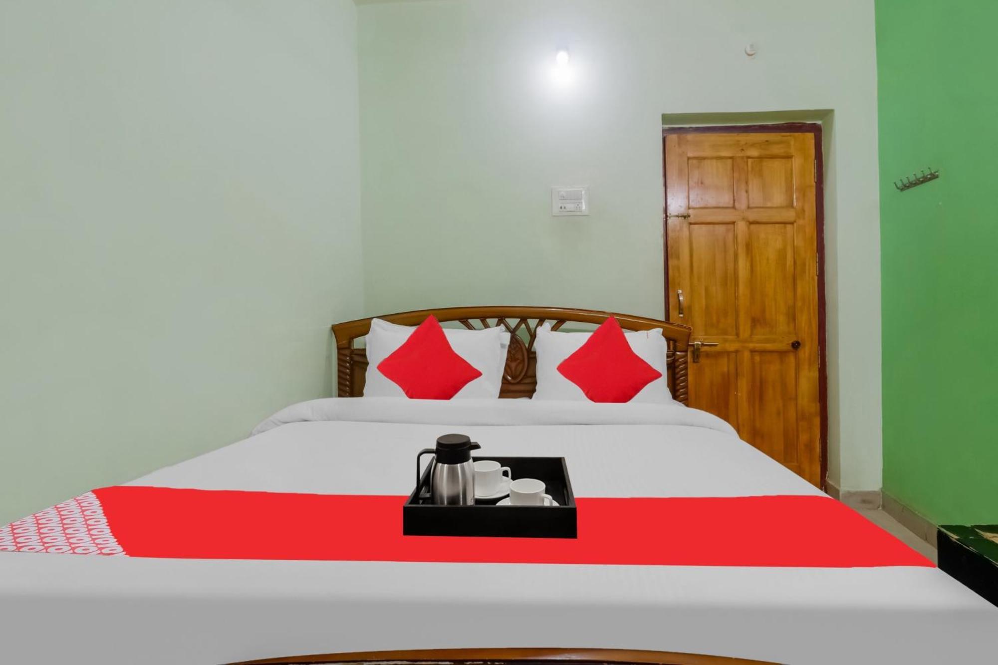 Hotel O Sea Coast Sunny Resort Guntur Bagian luar foto