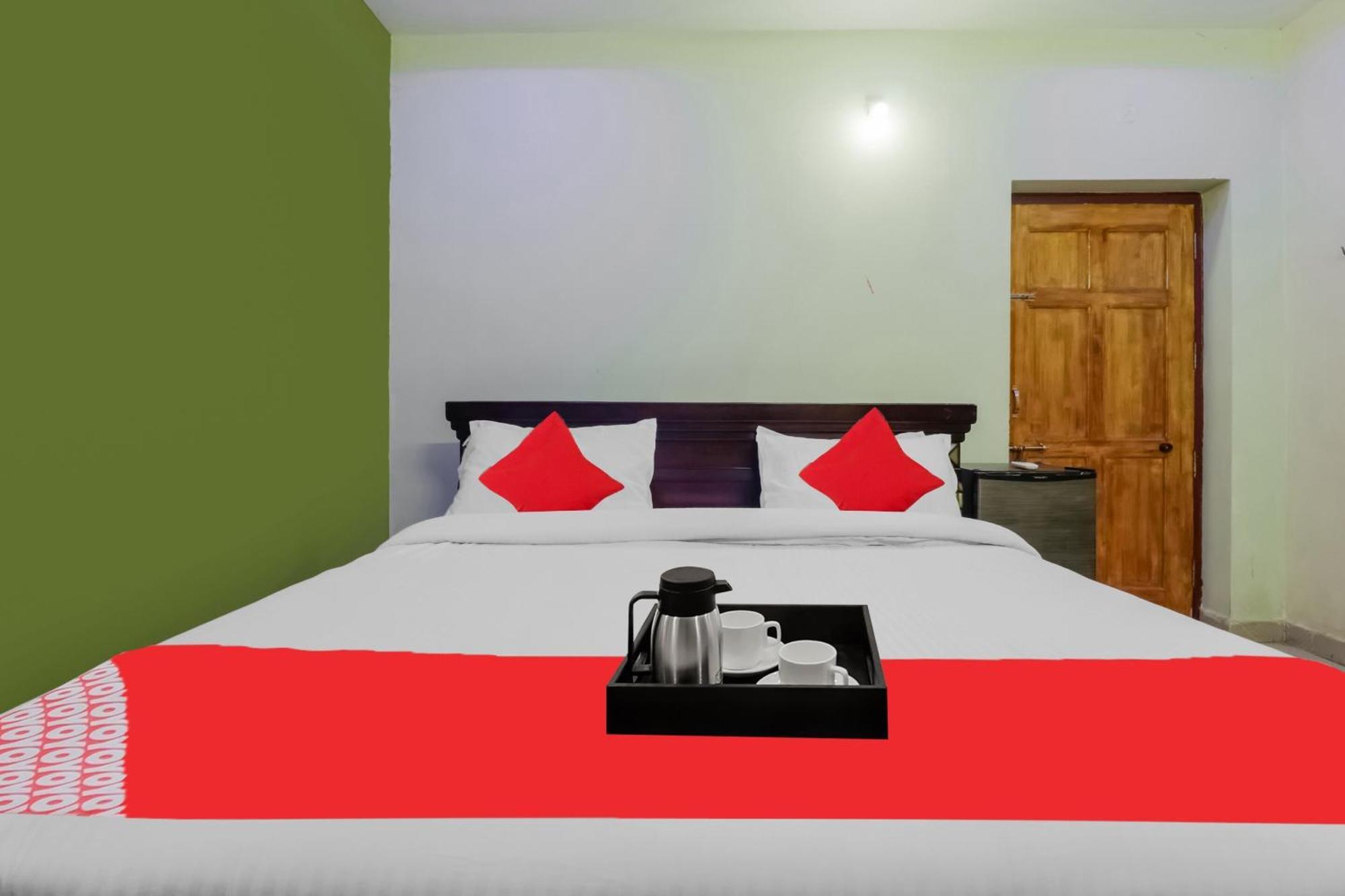 Hotel O Sea Coast Sunny Resort Guntur Bagian luar foto